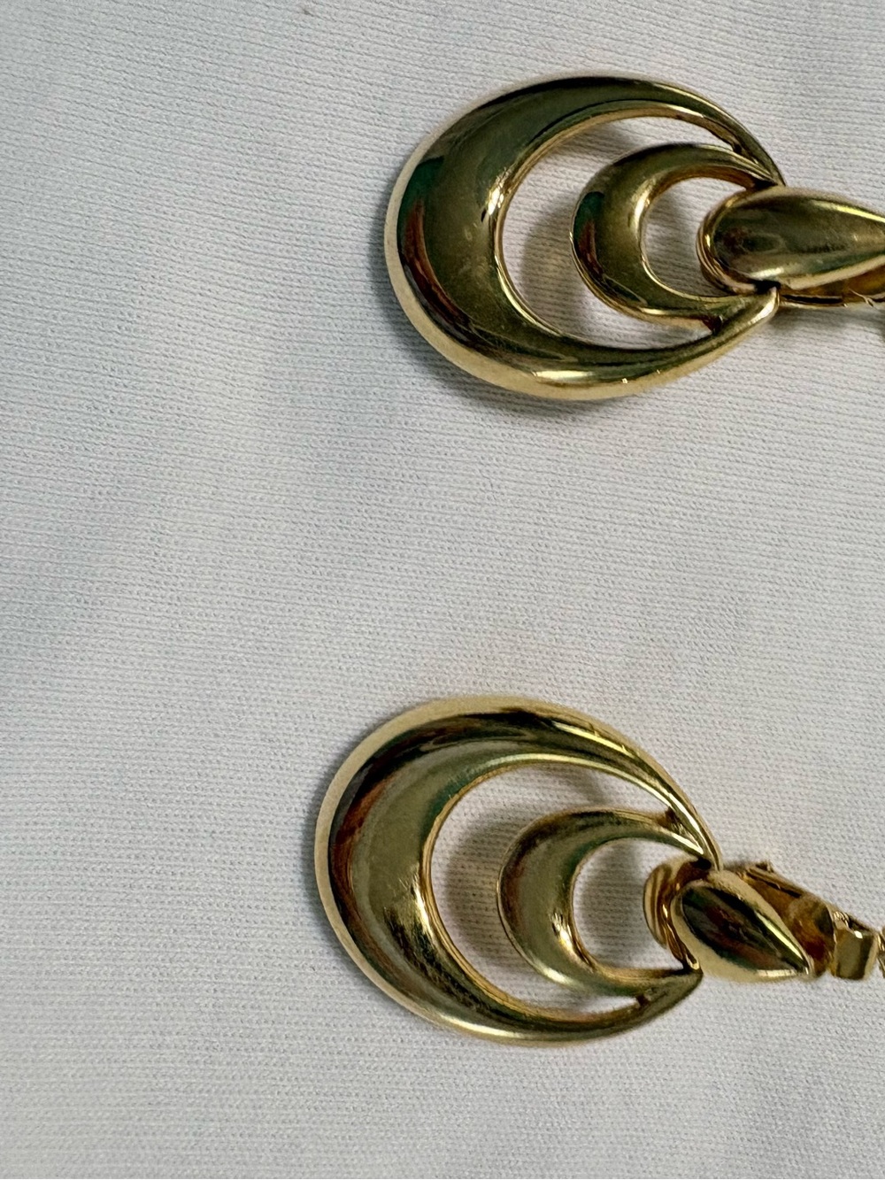 Vintage MONET Gold Tone Screw Back Earrings Double Crescent Geometric Statement